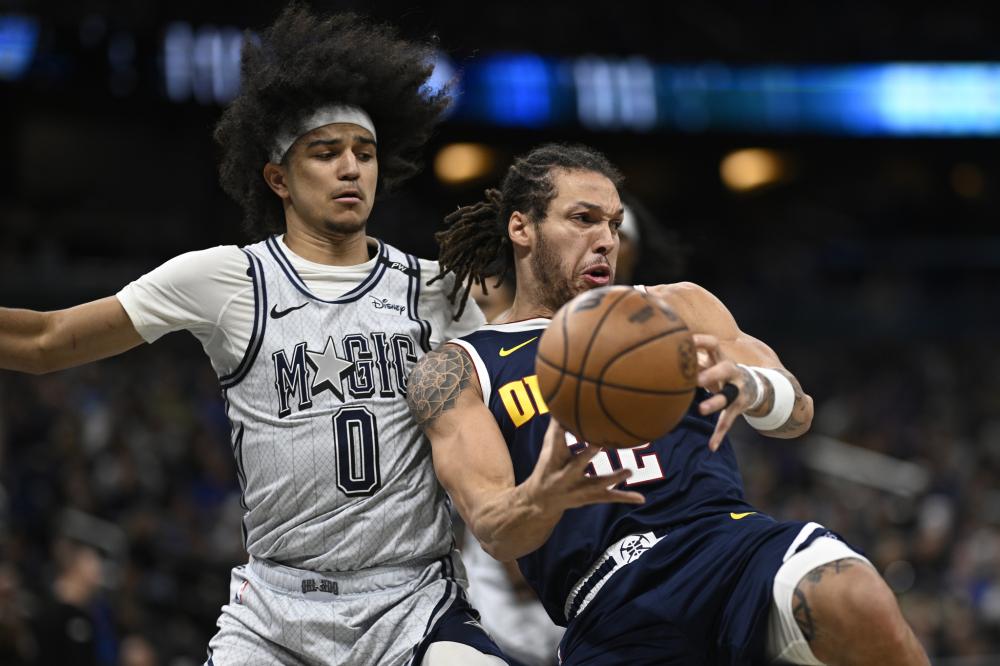 个身高悬殊 个身高悬殊